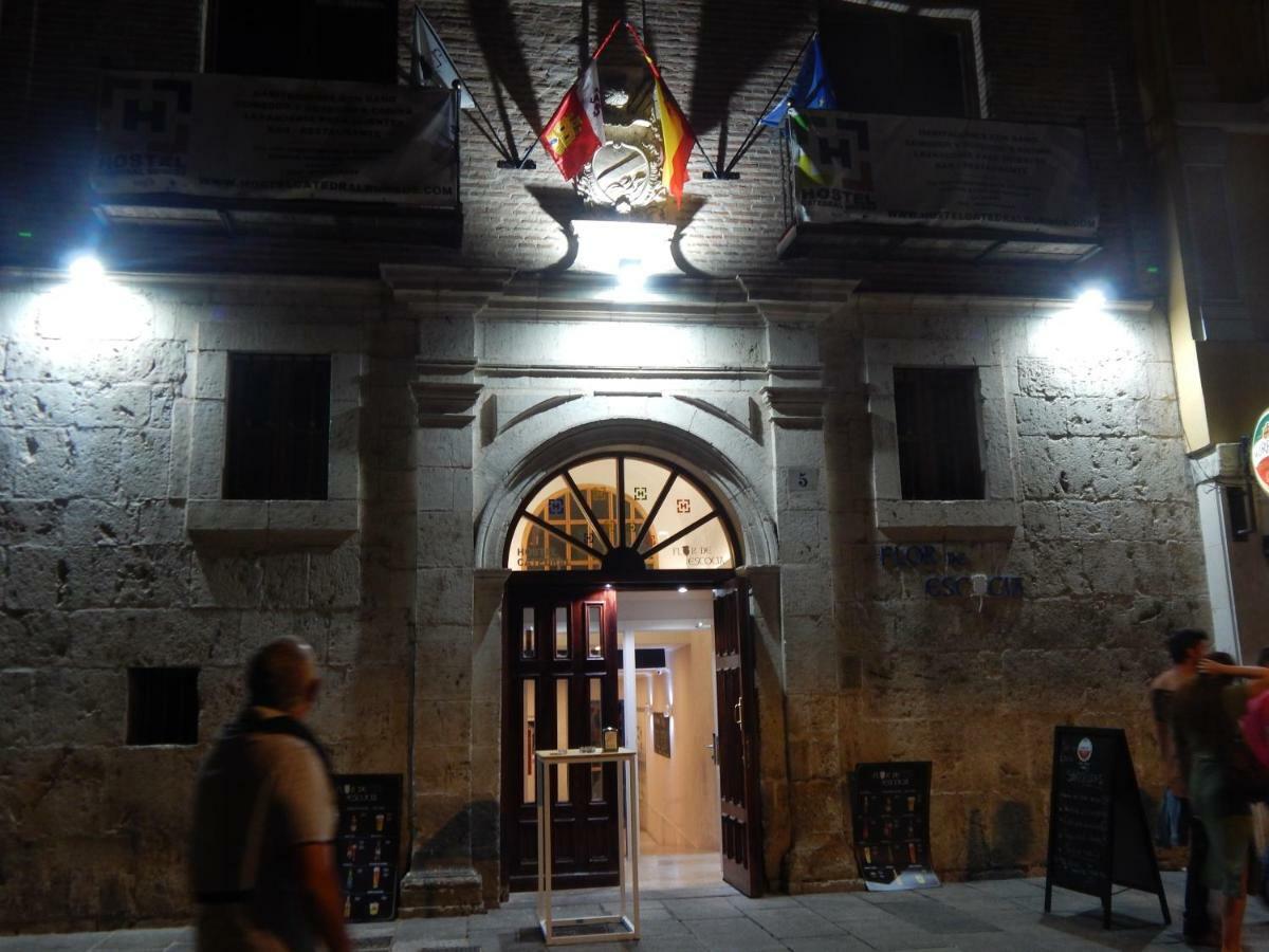 Hostel Catedral Burgos Exterior photo